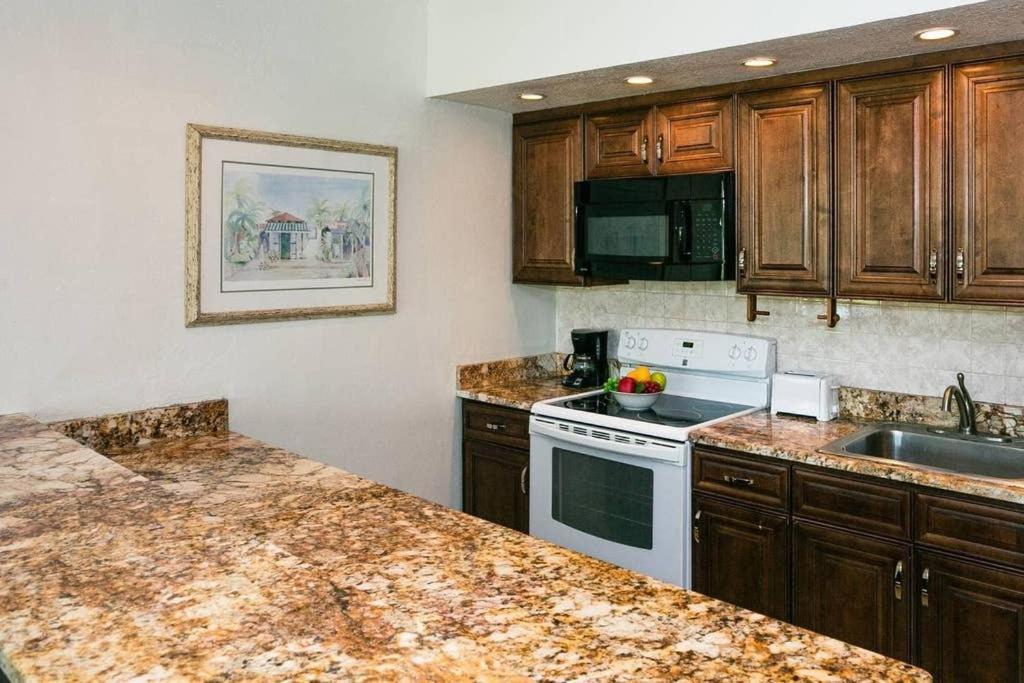 Beach Living At Island Pine Villas George Town Exteriör bild